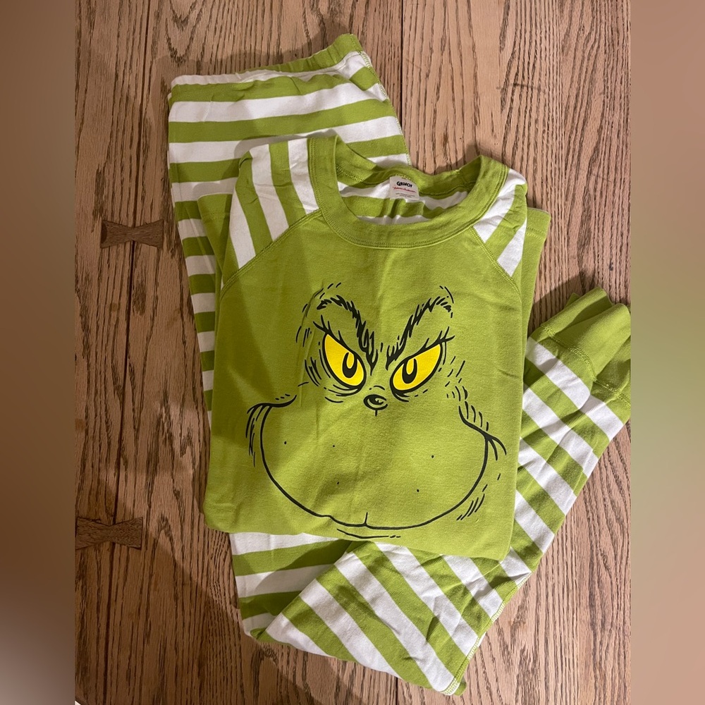 Hanna Anderson Grinch long john pajamas